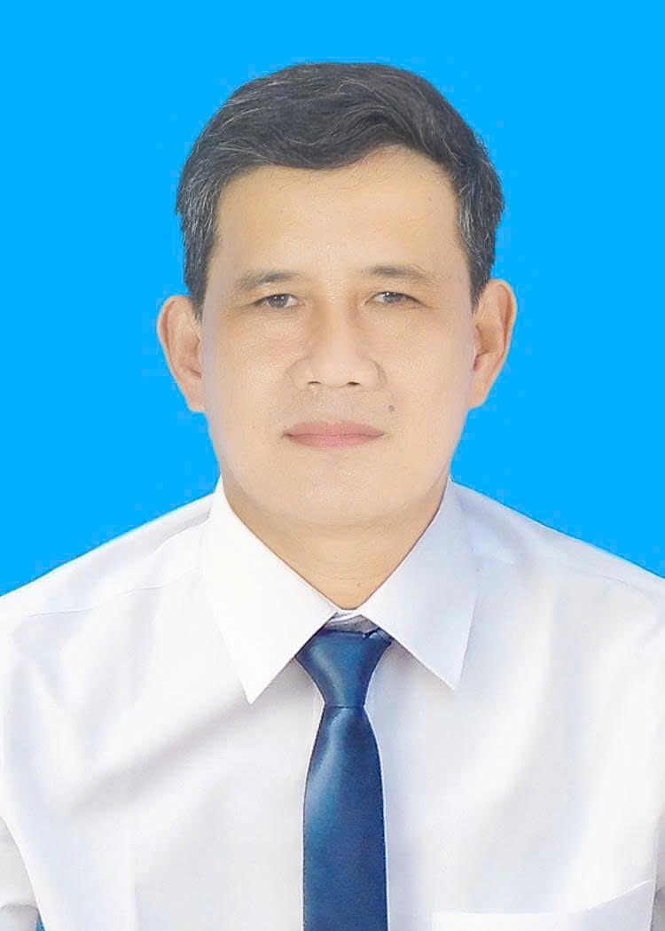 Ảnh chân dung Lê Thuyên