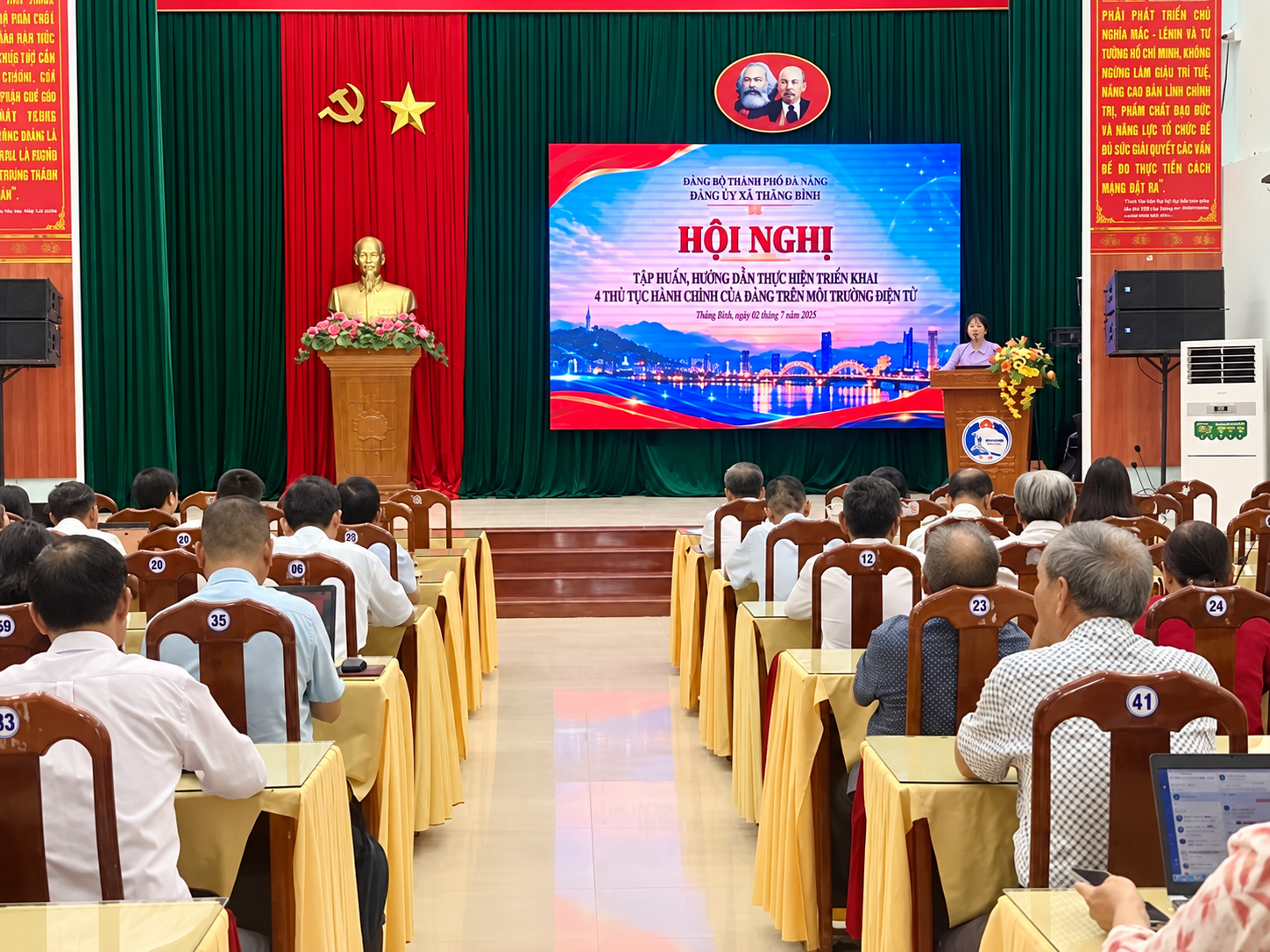 Nâng cao chất lượng hoạt động của tổ chức đảng sau sắp xếp, kiện toàn và tăng cường công tác phát triển đảng viên